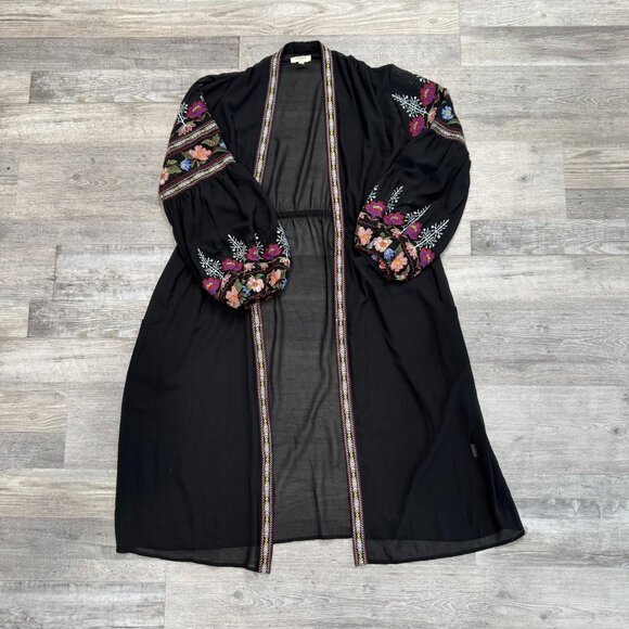 Umgee Sweaters - Umgee Black Sheer Floral Embroidered Open Front Duster K37